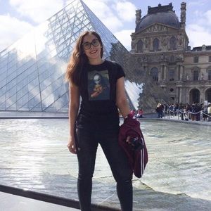 Meet your Posher, Francisca